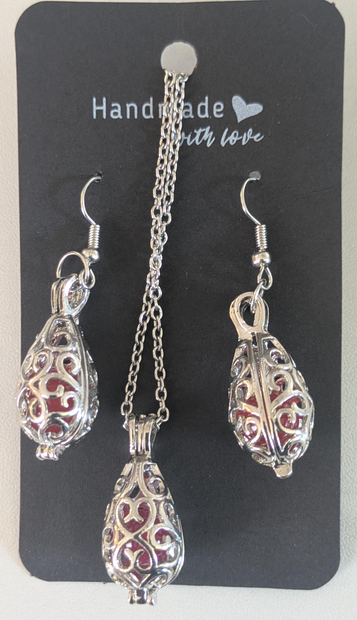 Frozen tear drop jewelry set