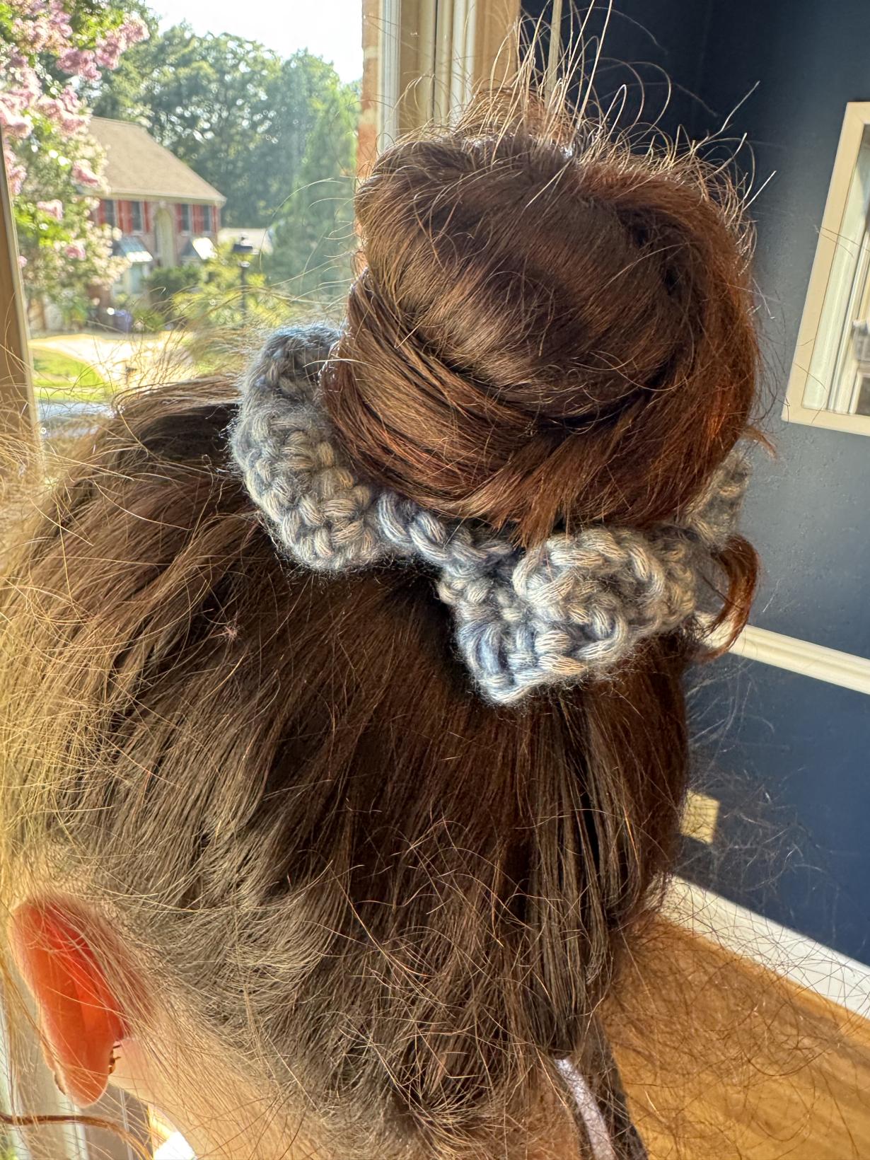 Ocean waves crochet scrunchie 