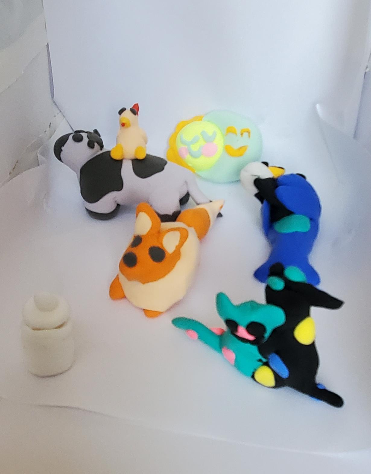 6-pack miniature sculptures (air dry colored soft clay)